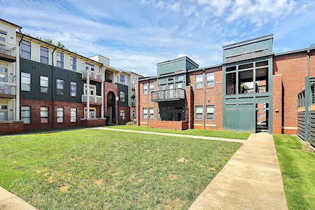404 New Bern Station Ct Charlotte, NC 28209