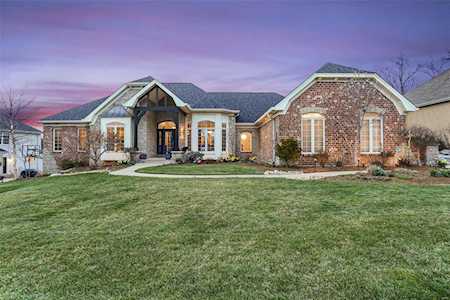 536 Forest Crest Lake St Louis, MO 63367