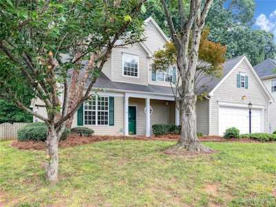 221 Glenmoor Ct Concord, NC 28027