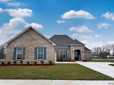 6468 Highland Dr Addis, LA 70710