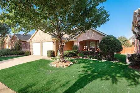 1590 Meadows Avenue Lantana, TX 76226