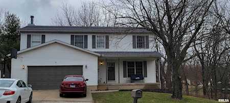 5 King James Rd Mackinaw, IL 61755