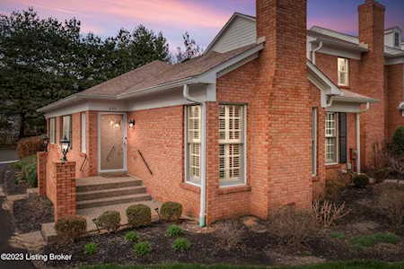 633 Breckenridge Ln Louisville, KY 40207