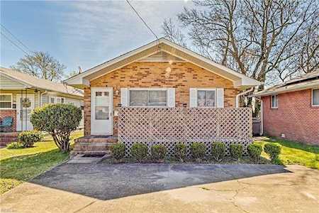 406 Old Buckroe Rd Hampton, VA 23663
