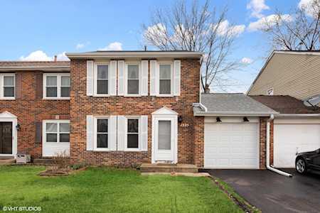 1325 Big Horn Trl Carol Stream, IL 60188