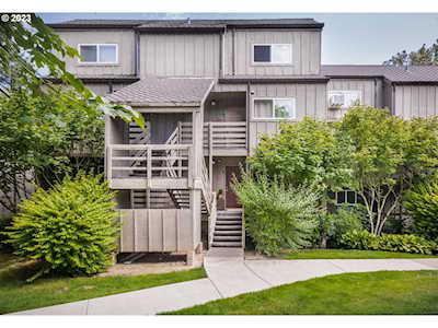4 Touchstone DR #151 Lake Oswego, OR 97035