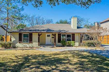 9439 Thornberry Lane Dallas, TX 75220