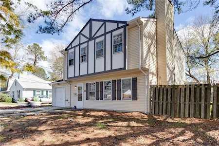 344 Woodland Rd Hampton, VA 23669