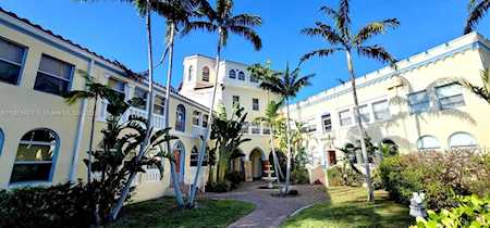 421 Grand Concourse #18 Miami Shores, FL 33138