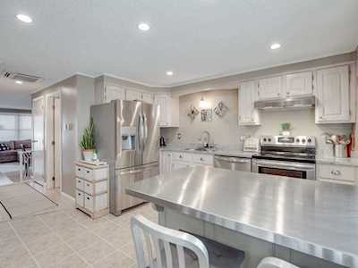 250 Congress Ave #42 Chelsea, MA 02150