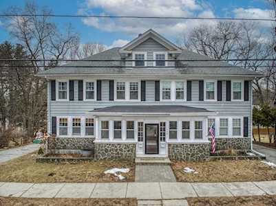 161 Parkview Ave #161 Lowell, MA 01852