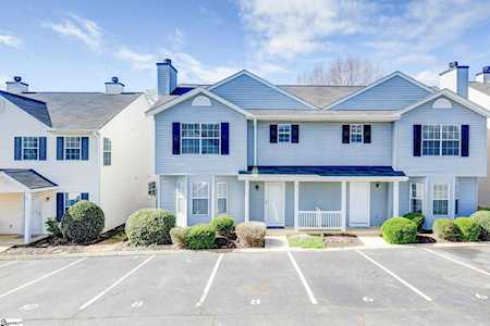 8 Hammett Grove Ln Greer, SC 29650