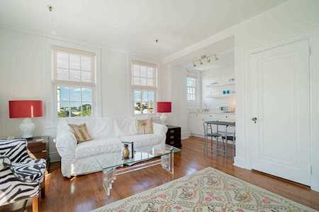 235 Sunrise Avenue #3201 Palm Beach, FL 33480