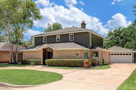 1931 Shadowdale Dr Houston, TX 77043