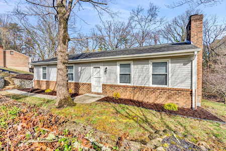 5142 SW Greenfield Roanoke, VA 24018