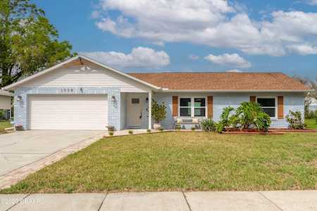 1006 Sandy Terrace Court Port Orange, FL 32129