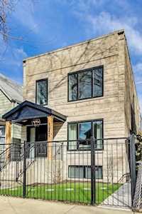 1940 W Wellington Ave Chicago, IL 60657