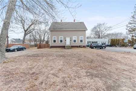 835 Willett Ave East Providence, RI 02915