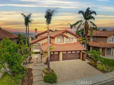 28455 Rancho Grande Laguna Niguel, CA 92677