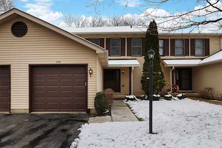 303 Villa Circle Dr #28 Palatine, IL 60067