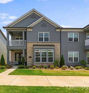 5827 Ardrey Kell Rd Charlotte, NC 28277