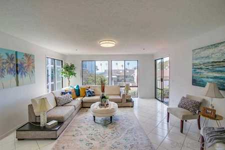 8263 Camino Del Oro #278 La Jolla, CA 92037