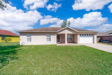 337 Betty Ln Mascotte, FL 34753