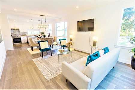 7110 A Beacon Ave S Seattle, WA 98108