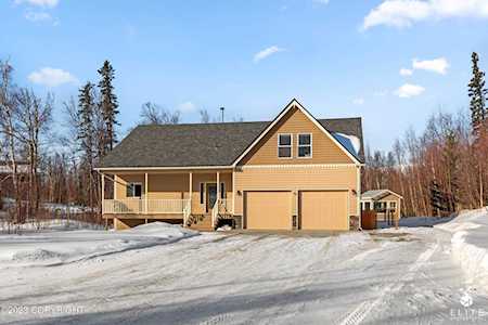 5520 N Bonnie Dr Palmer, AK 99645
