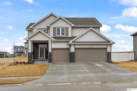 12610 Cooper St Papillion, NE 68046