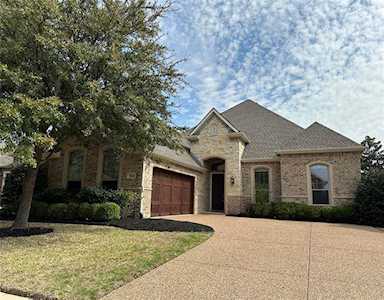5841 Crescent Lane Colleyville, TX 76034