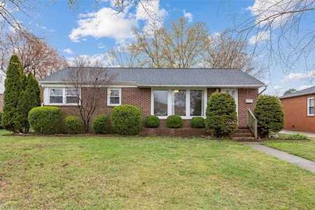 1516 Denton Dr Hampton, VA 23664
