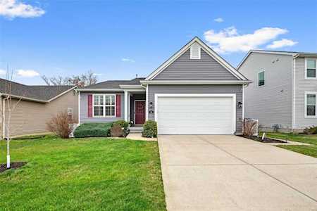 56 Huntleigh Woods Ct Wentzville, MO 63385