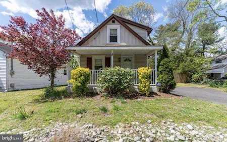 13 Rancocas Ave Clementon, NJ 08021