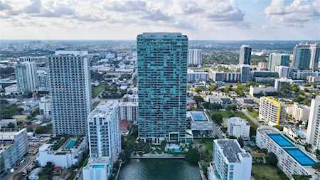 460 NE 28th St #2101 Miami, FL 33137
