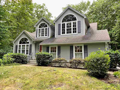 17 Eagle Trace Wolfeboro, NH 03894