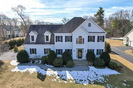 19 Old Connecticut Path Ashland, MA 01721