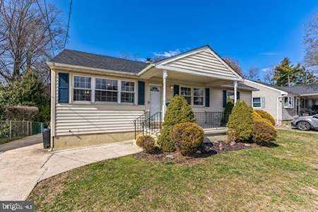 304 Otter Branch Dr Magnolia, NJ 08049