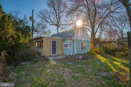 305 Lakeview Ave Edgewater, MD 21037