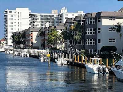 3031 NE 51st St #303W Fort Lauderdale, FL 33308