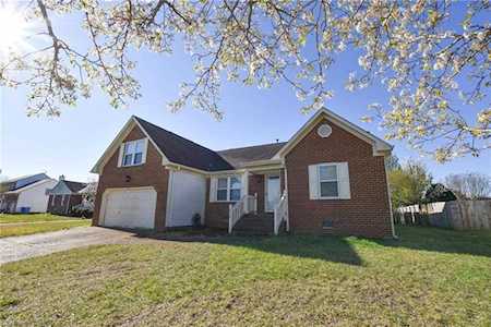 3209 Holly Ridge Ct Chesapeake, VA 23323