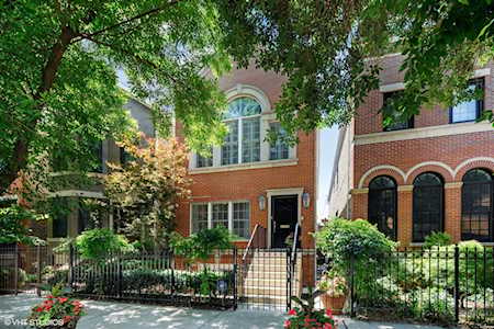 2238 N Southport Ave Chicago, IL 60614