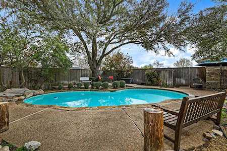 204 Nob Hill Place Allen, TX 75013