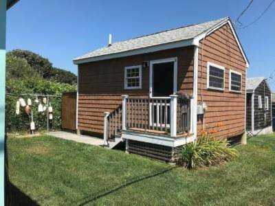 21 8th Street West South Kingstown, RI 02879