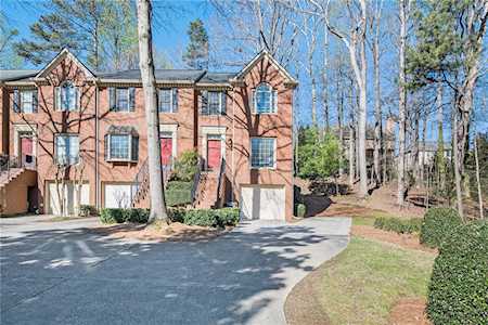 122 Weatherburne Drive Roswell, GA 30076