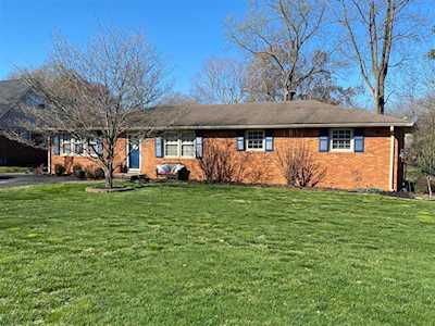 2725 Mohawk Drive Bowling Green, KY 42104