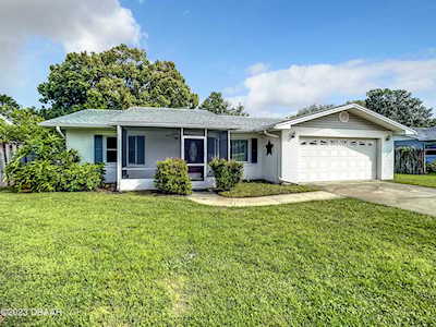 1105 Willow Wood Drive Port Orange, FL 32129