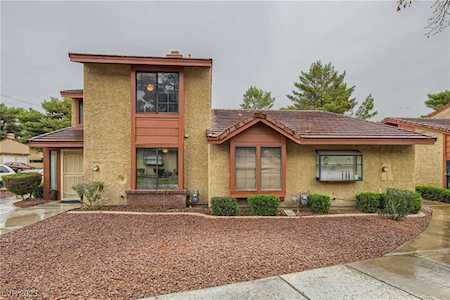2350 Pickwick Dr Henderson, NV 89014