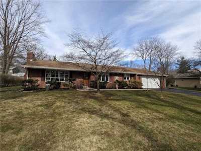 1315 Warba Dr Allentown, PA 18104