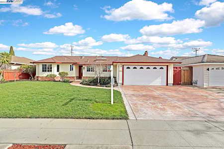 5258 Vernon Ave Fremont, CA 94536